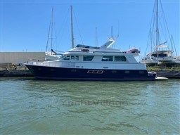 HATTERAS YACHTS - HATTERAS 70 - exteriors