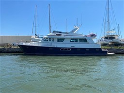 HATTERAS YACHTS - HATTERAS 70 - exteriors