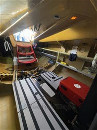 COMPOSITE WORKS - VOR 60 - interiors