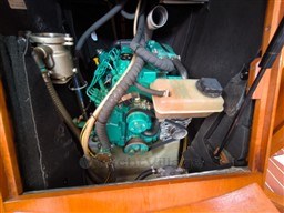 DUFOUR YACHTS - DUFOUR 385 G.L. - motors