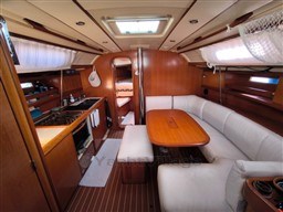 DUFOUR YACHTS - DUFOUR 385 G.L. - interiors