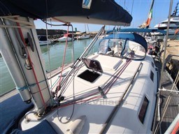 DUFOUR YACHTS - DUFOUR 385 G.L. - exteriors