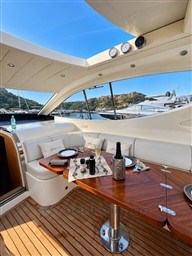 UNIESSE - UNIESSE 54 - exteriors