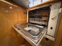 UNIESSE - UNIESSE 54 - interiors