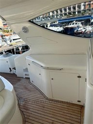 UNIESSE - UNIESSE 54 - exteriors