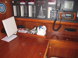 COMAR YACHTS - GENESI 43 - interiors