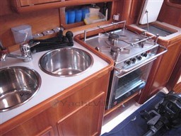 COMAR YACHTS - GENESI 43 - interiors