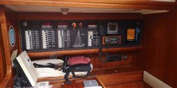 COMAR YACHTS - GENESI 43 - electronic