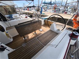 DUFOUR YACHTS - DUFOUR 405 G.L. - exteriors