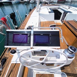 BENETEAU - OCEANIS 55 - electronic
