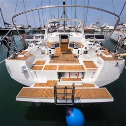 BENETEAU - OCEANIS 55 - exteriors