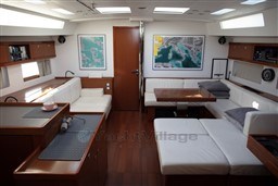 BENETEAU - OCEANIS 55 - interiors