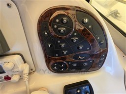 SEA RAY - SEA RAY 335 DANCER - electronic