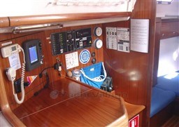 BAVARIA YACHTS - BAVARIA 38 MATCH - electronic
