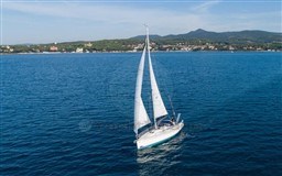 BAVARIA YACHTS - BAVARIA 38 MATCH - exteriors