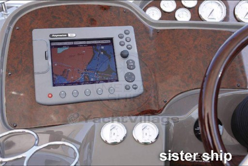 REGAL MARINE - REGAL 3760 - exteriors