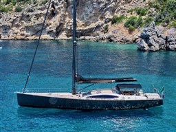 C.N. YACHT 2000 - VALLICELLI 80 - exteriors