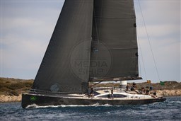 C.N. YACHT 2000 - VALLICELLI 80 - exteriors