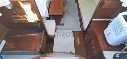 BENELLO - S&S 36 - interiors