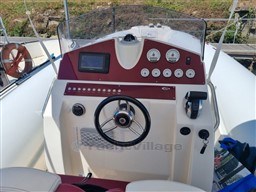 SEA PROP - RIB 27 - interiors