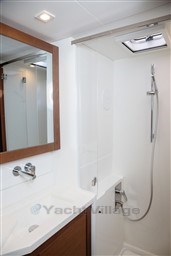 LAGOON YACHTS - LAGOON 450 - interiors