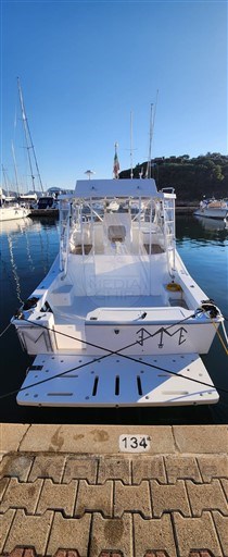 LUHRS - LUHRS 32 - exteriors