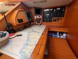 JEANNEAU - SUN ODYSSEY 52.2 - electronic