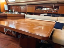 DUFOUR YACHTS - DUFOUR 44 PERFORMANCE - interiors