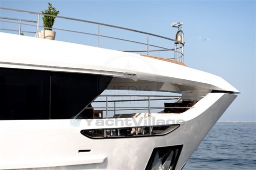GULF CRAFT - MAJESTY 100 TERRACE - exteriors