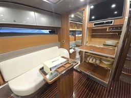 RIVA - RIVARAMA 44 - interiors