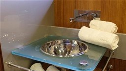 RIVA - RIVARAMA 44 - interiors