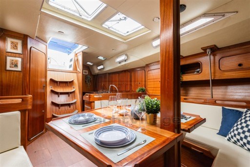 BAVARIA YACHTS - BAVARIA 44 - interiors
