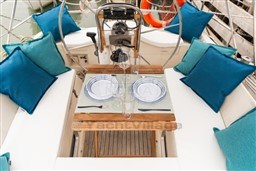 BAVARIA YACHTS - BAVARIA 44 - exteriors