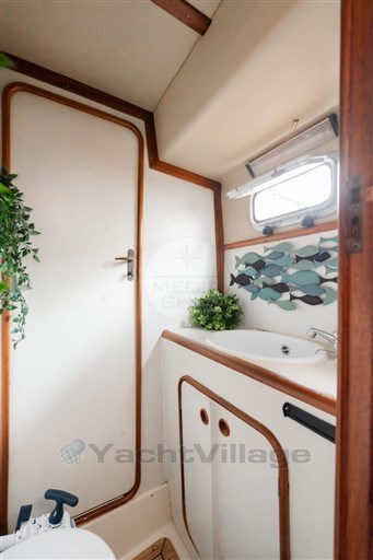 BAVARIA YACHTS - BAVARIA 44 - interiors