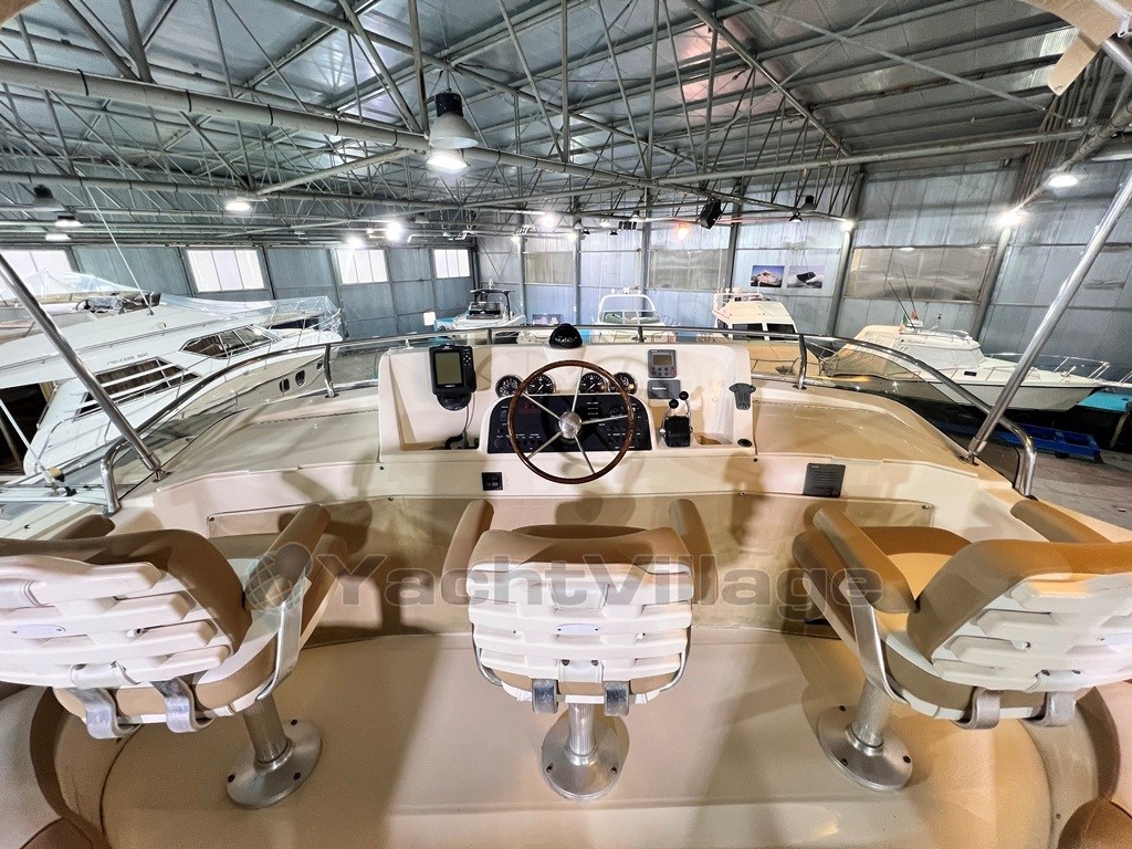 Mainship 34 44
