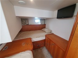 Sunseeker Manhattan 70 Cabinaequipaggio doppia