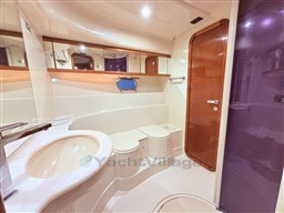 Ferretti 165-29-bagno armatore