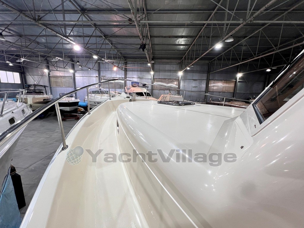 Mainship 34 39