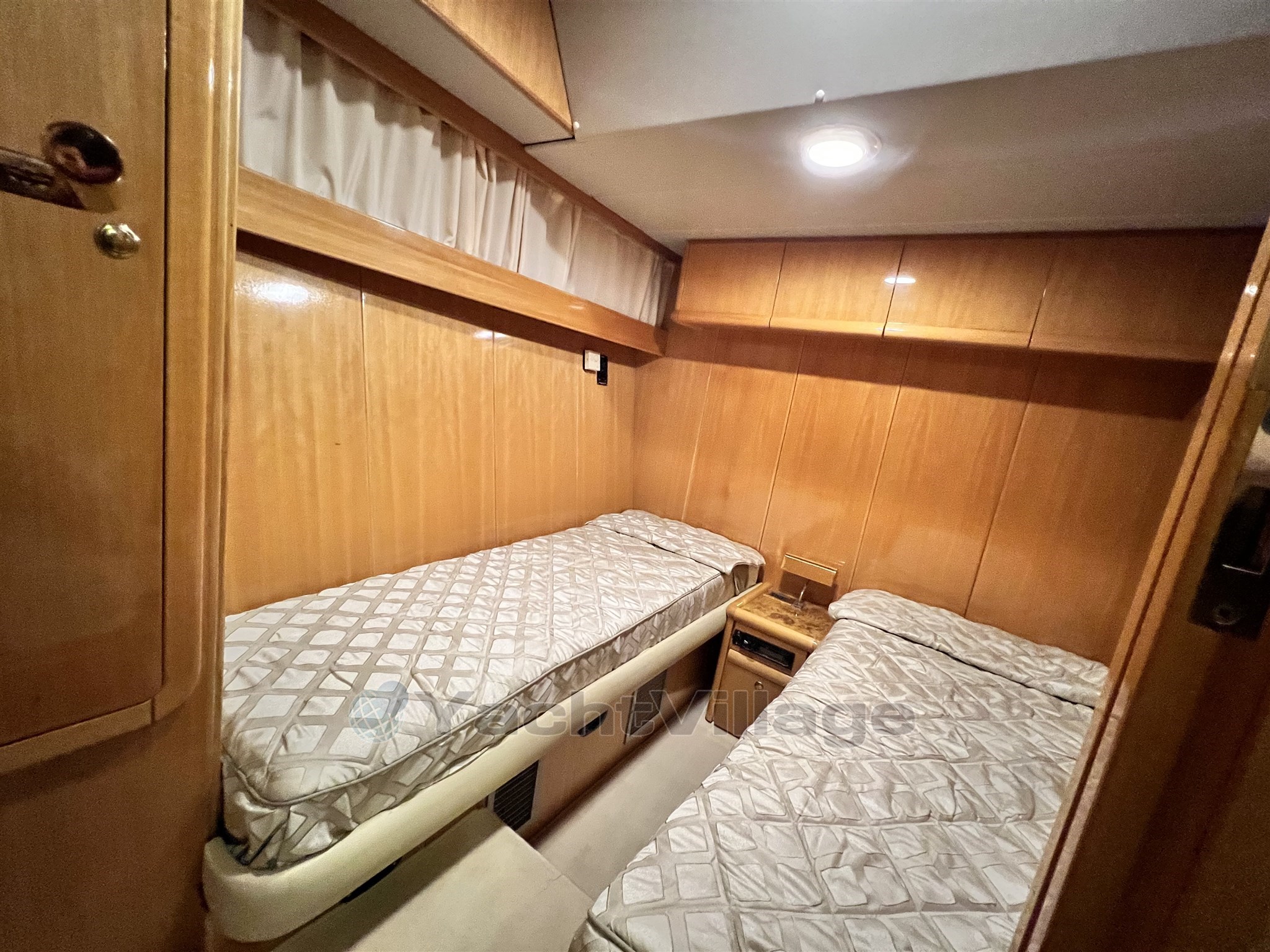 Piantoni 63 3^ cabina ospiti dx