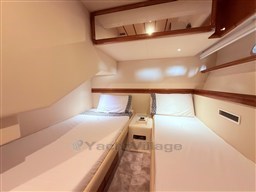Ferretti 165-37-cabina ospiti