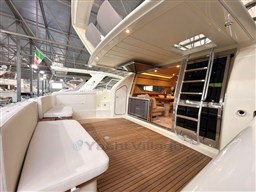 Ferretti 165-06- pozzetto