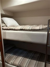 Sunseeker Manhattan 70 Ospiti con letti sovrapposti