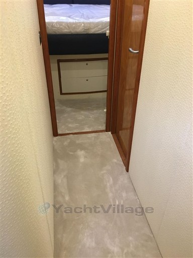 AICON 56S Corridoio verso Vip di Prua