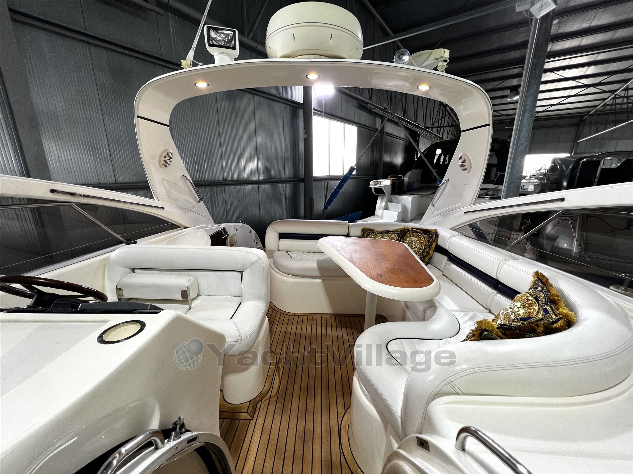 Princess V42