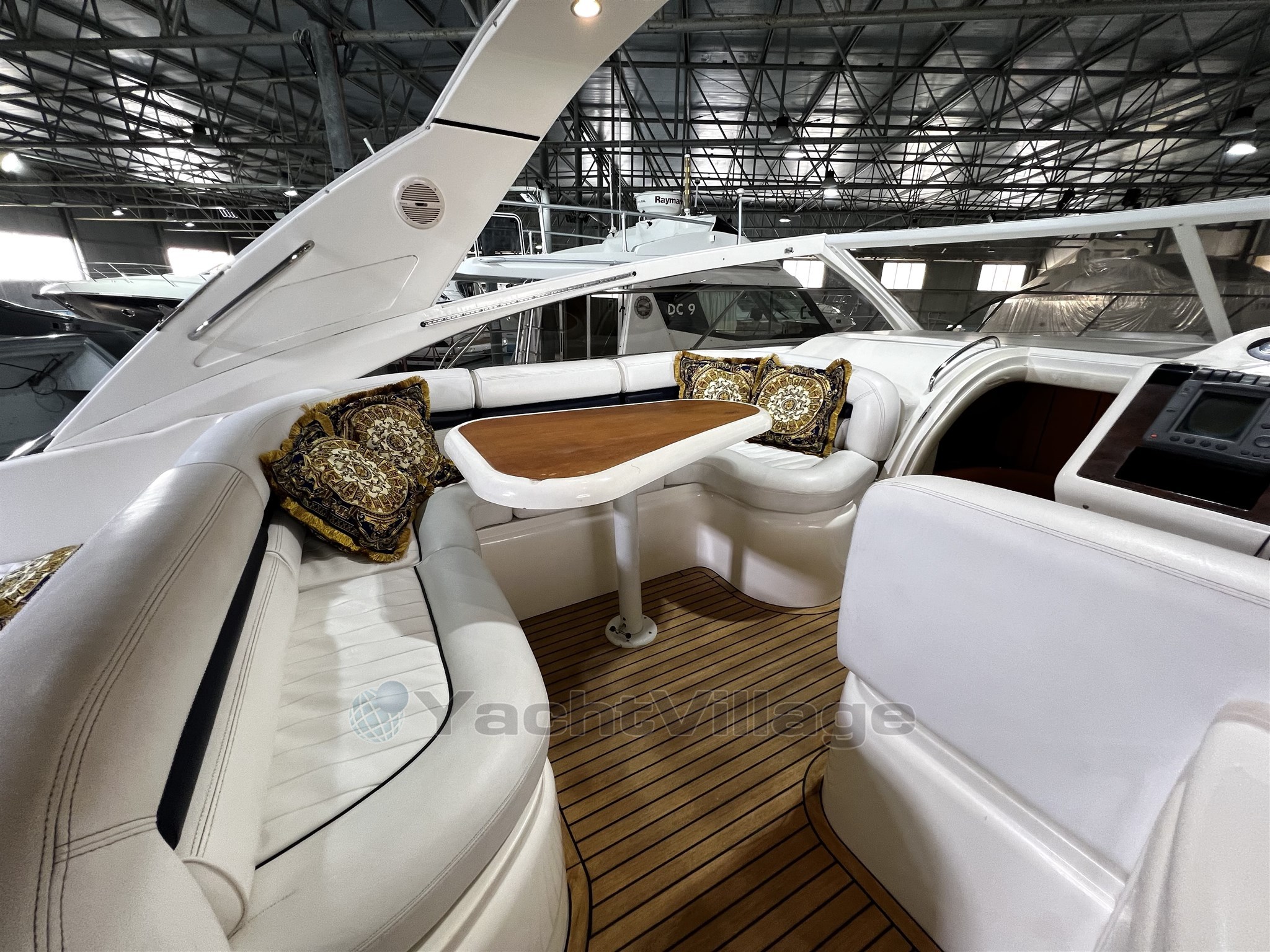 Princess V42