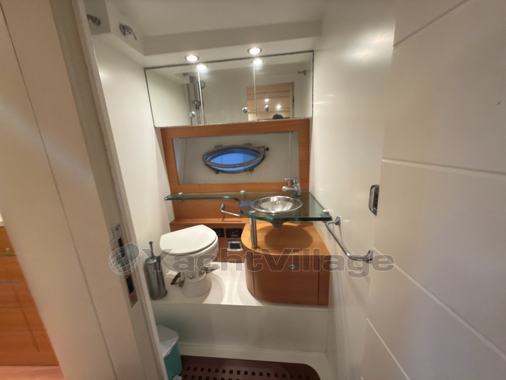 Colombo 42. 28 bagno arm