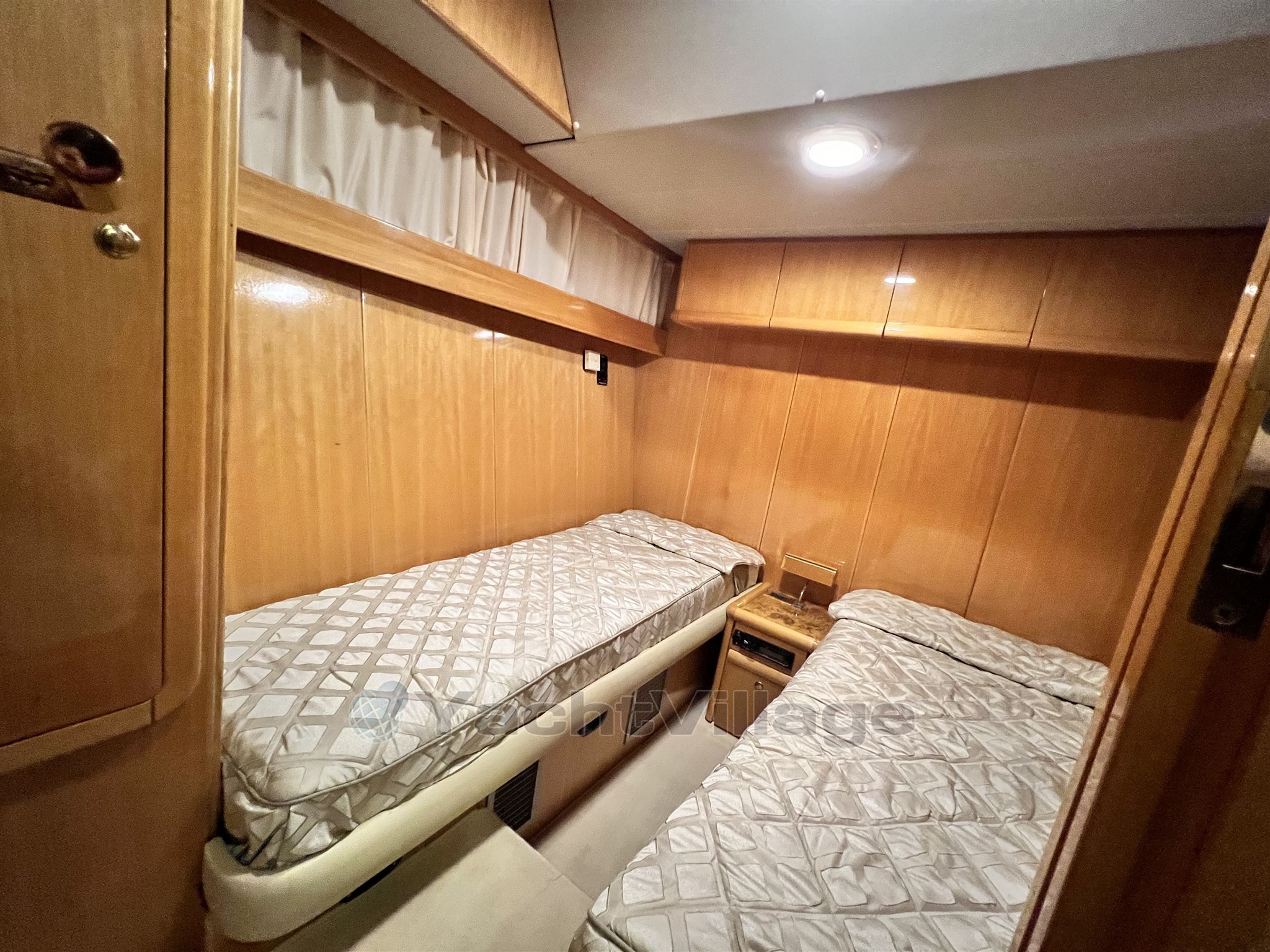 Piantoni 63 3^ cabina ospiti dx
