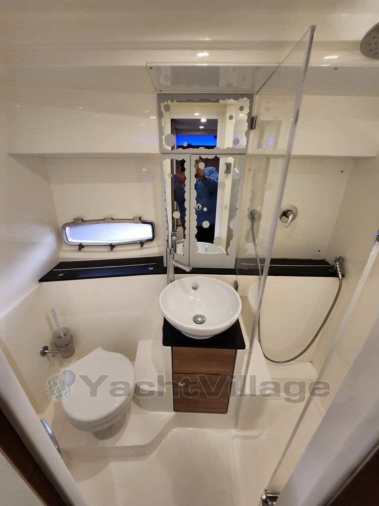 Sealine SC 35