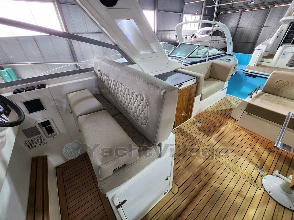 Sealine SC 35