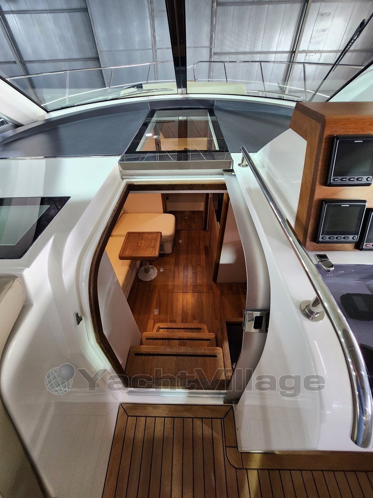 Sealine SC 35